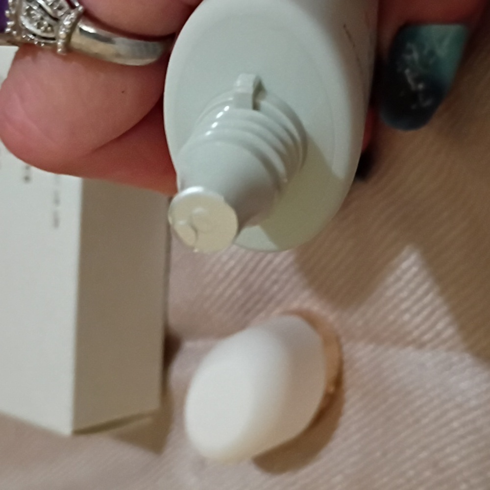 Cover FX Gripping Primer 1 oz - Picture 8 of 11